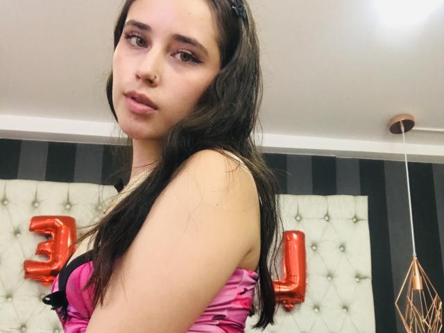 TiffanySilvye - Live porn &amp; sex cam - 24359209