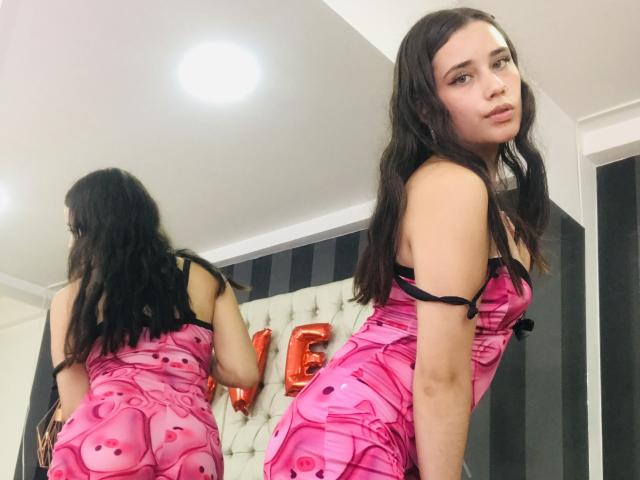 TiffanySilvye - Live porn &amp; sex cam - 24359221
