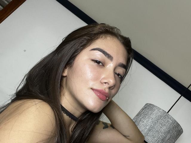 SharonKlart - Live sexe cam - 24362565