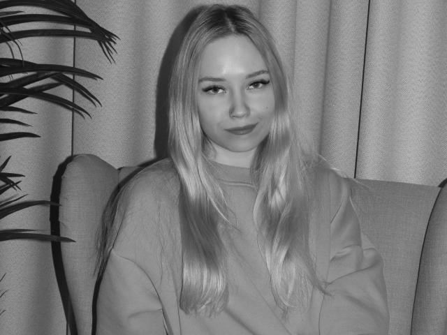 JuliaJones - Camera khiêu dâm &amp; quyến rũ trực tiếp - 24364573