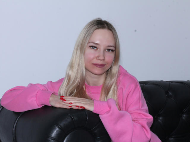 JuliaJones - Live sex cam - 24364581