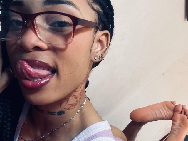 ElaHott - Live porn &amp; sex cam - 24367293