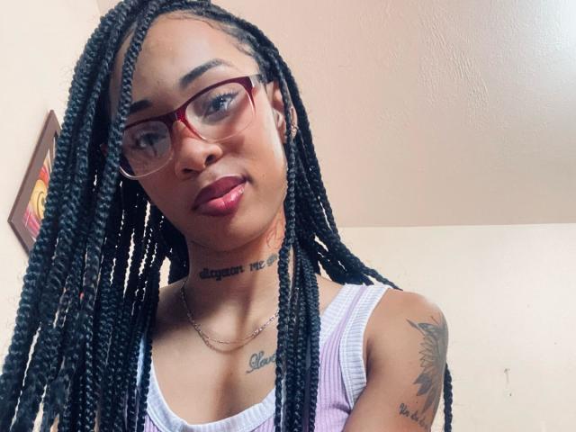 ElaHott - сексуальная веб-камера в реальном времени - 24367461