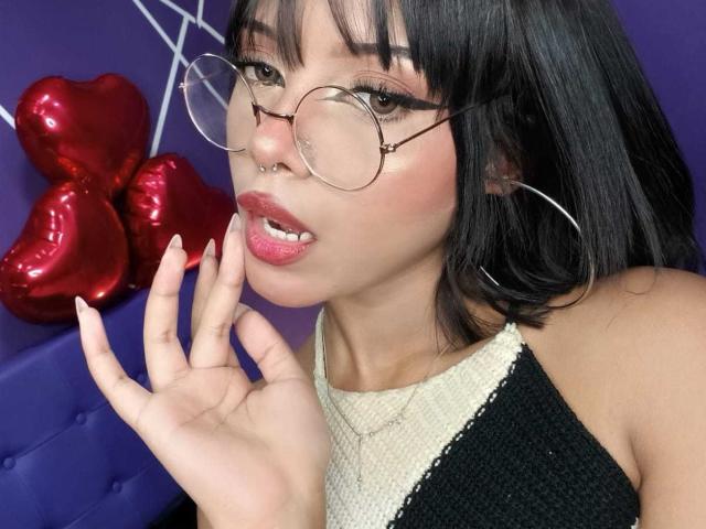 HannaCrow - Live porno og sexkamera - 24368253