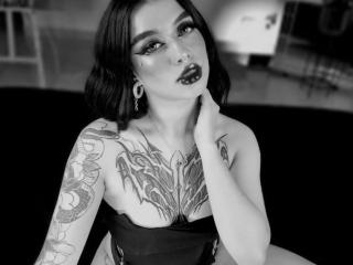 RebekahBlack - Live sex cam - 24369621