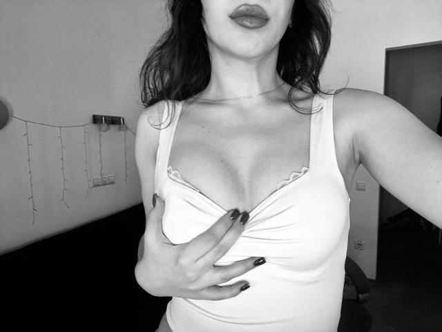 Sevillia - сексуальная веб-камера в реальном времени - 24377193