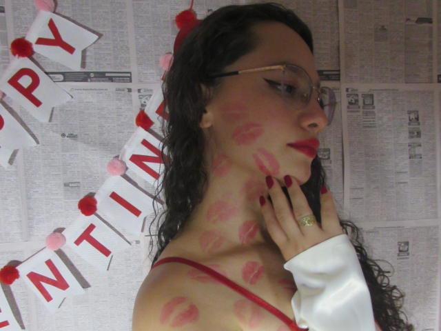 EmmaTorresM - Live porn &amp; sex cam - 24382725