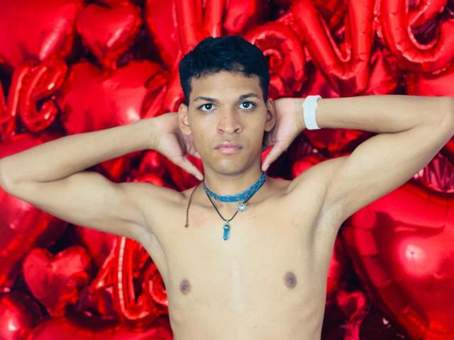 KalebEbony - Live porn &amp; sex cam - 24383013