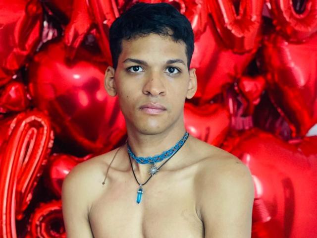 KalebEbony - Live porn &amp; sex cam - 24383021