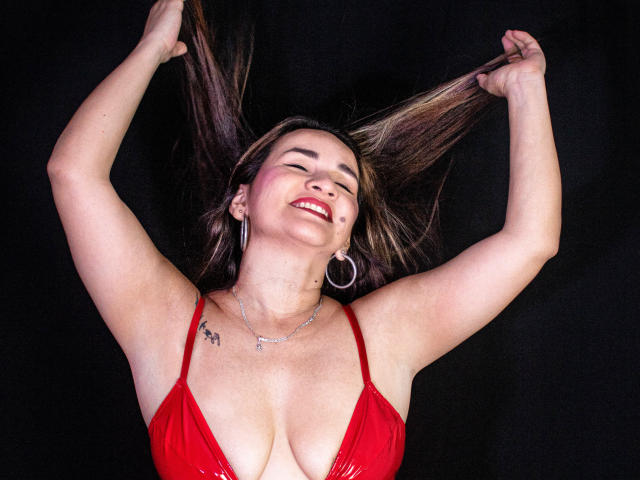 ManuelaMature - Live porn &amp; sex cam - 24386769