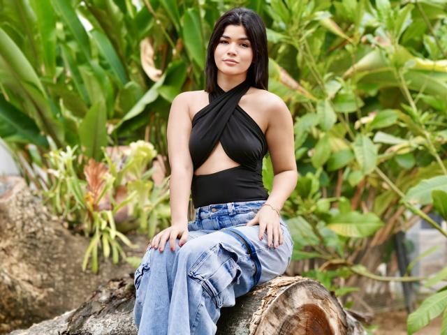 ScarlletZhen - Live porn &amp; sex cam - 24393721