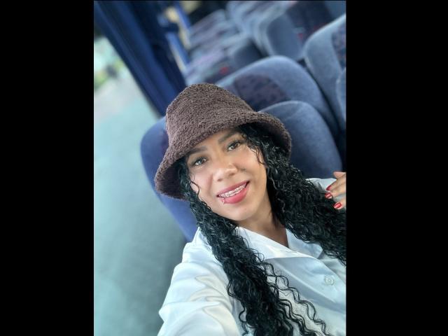 SerenaWillow - Live porn &amp; sex cam - 24393789