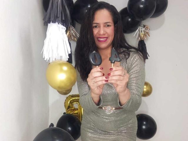 Joanet - Camera khiêu dâm &amp; quyến rũ trực tiếp - 24394201