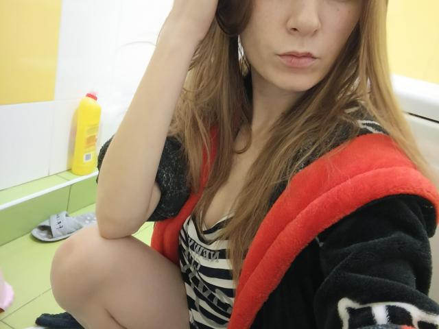 KiraFine - Live porn &amp; sex cam - 24395877