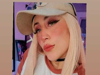 EmilyBlakeMonn - сексуальная веб-камера в реальном времени - 24395989