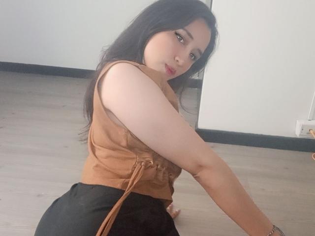 JessyBarnnett - Porno na żywo i seks kamera - 24398669