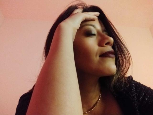 AbbyCollings - Sexe cam en vivo - 24400385