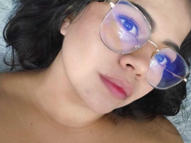 LilyRousee - Sexe cam en vivo - 24402909