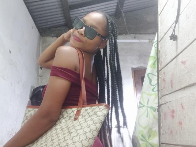 MissBloom - Live porn &amp; sex cam - 24406877