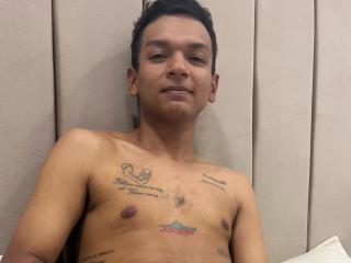 HotCoupleBrunette - Live porn &amp; sex cam - 24407189