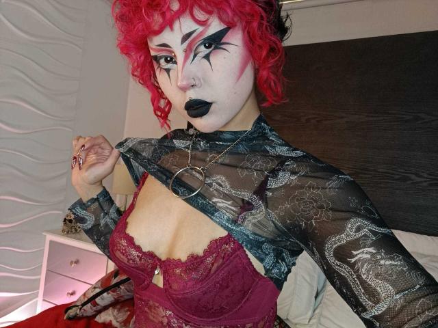 GothVioleth - сексуальная веб-камера в реальном времени - 24409009