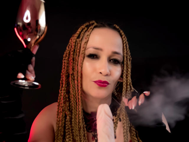 AgathaStone - Camera khiêu dâm &amp; quyến rũ trực tiếp - 24410165