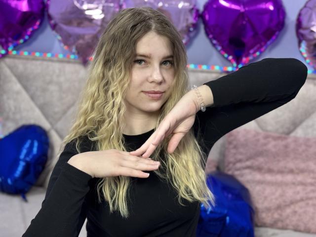 StellaBoomBb - Live porn &amp; sex cam - 24410213