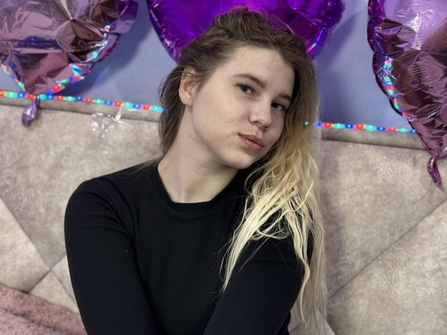 StellaBoomBb - Live porn &amp; sex cam - 24410225