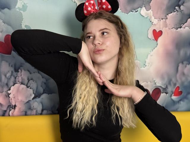 StellaBoomBb - Live porn &amp; sex cam - 24410401