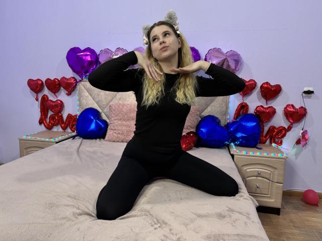 StellaBoomBb - Live porn &amp; sex cam - 24410409