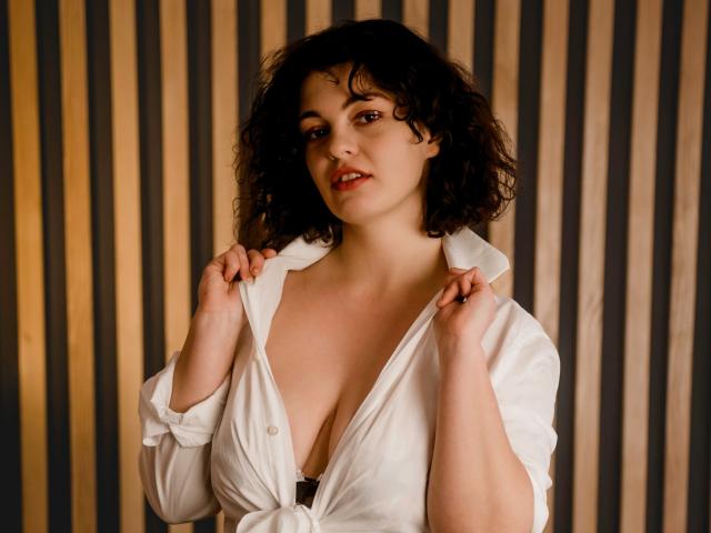 CurlyVixen - Porno na żywo i seks kamera - 24410537
