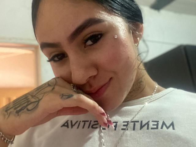 VanesaRivers - Porno na żywo i seks kamera - 24413529