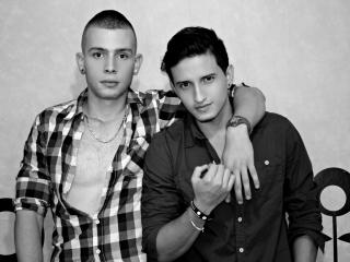 JERRYForJHONATAN - Web cam xXx with this Gay couple with fit physique 