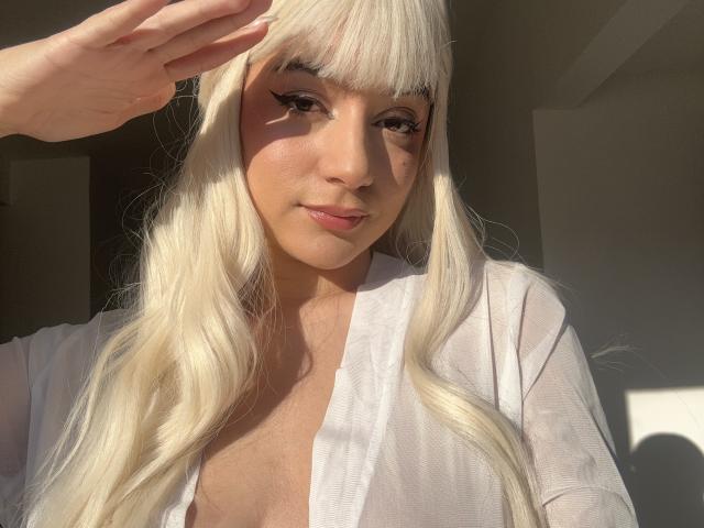 KittyFeet - Live porn &amp; sex cam - 24417257