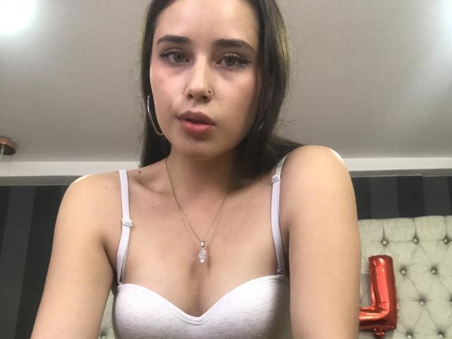 TiffanySilvye - Live porn &amp; sex cam - 24417537