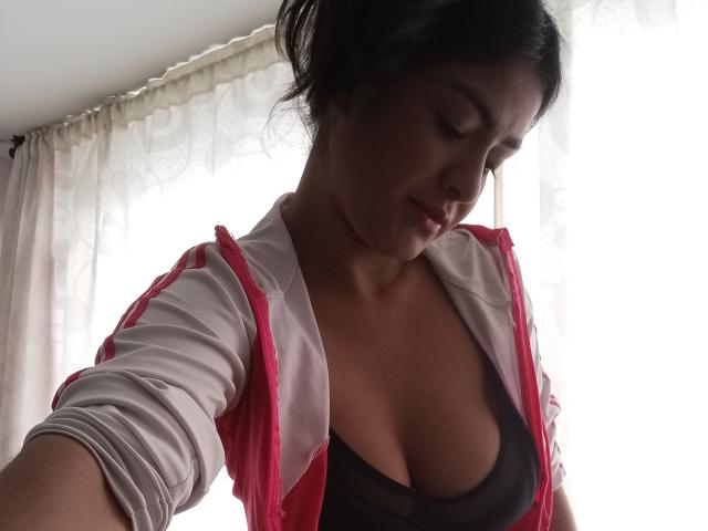 ArianithaXox - Live porn &amp; sex cam - 24418857