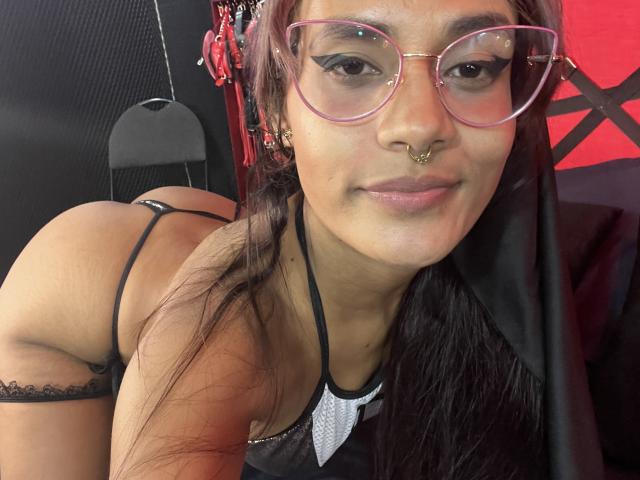 MelisaSavino - ライブポルノ&amp;セックスカム - 24420201