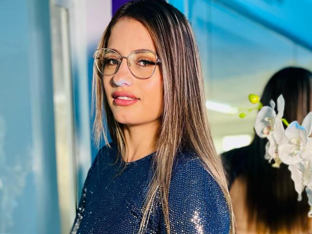 AndreaLarson - Sexe cam en vivo - 24422169