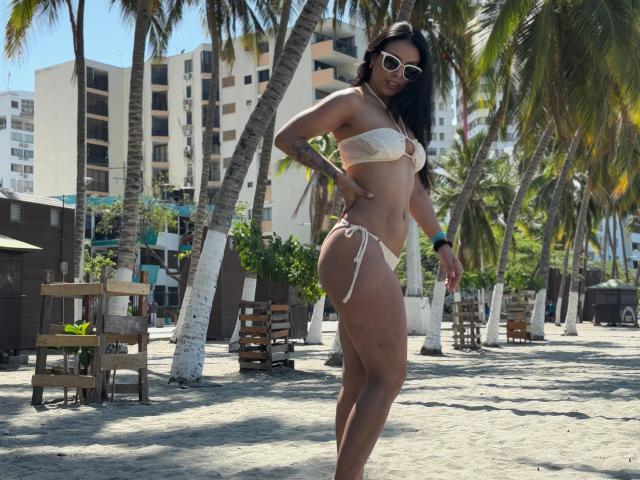 SalmaSoto - Live porn &amp; sex cam - 24425245