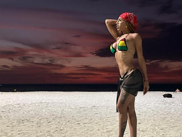 SophiaLithbett - Sexe cam en vivo - 24425421