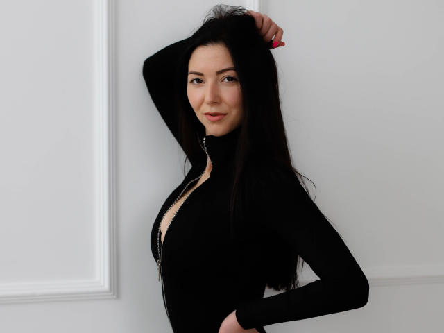 EmilyHalls - Porno na żywo i seks kamera - 24425593