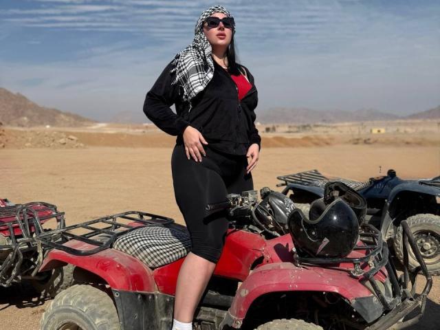 ArianaDarko - сексуальная веб-камера в реальном времени - 24428237