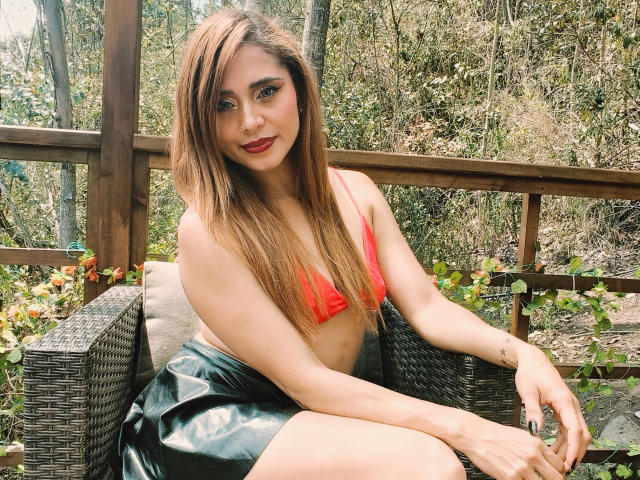 EliBaker - Live sex cam - 24432817