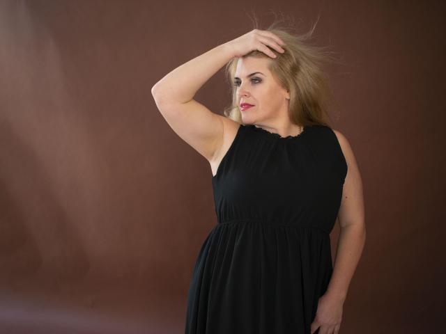 JulyaBailly - Camera khiêu dâm &amp; quyến rũ trực tiếp - 24435865