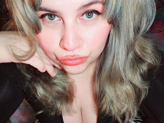 Akkanee - Élő pornó és szexkamera - 24436697