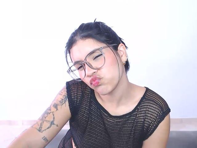 KatyGreyy - ライブポルノ&amp;セックスカム - 24437097