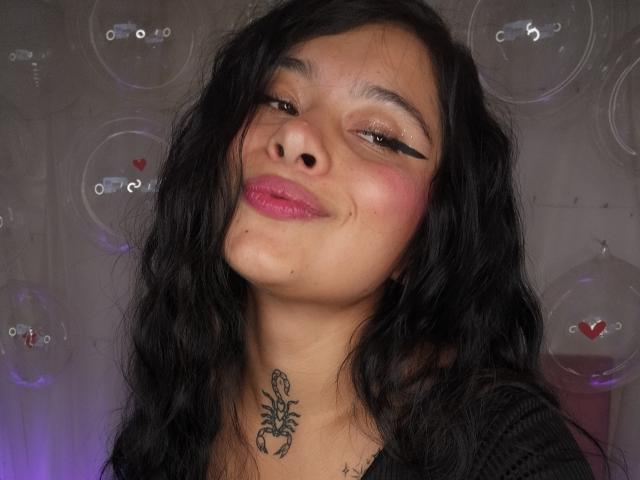 MiluCardenas - Live porn &amp; sex cam - 24437217