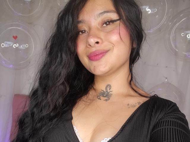 MiluCardenas - Live porn &amp; sex cam - 24437225