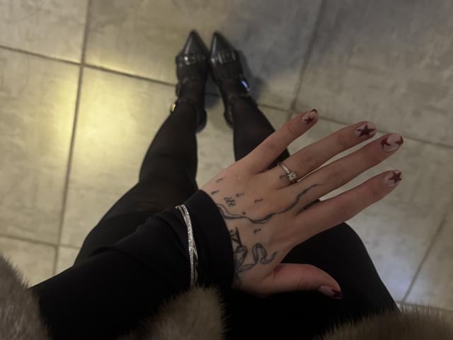 SensualMila - Live porn &amp; sex cam - 24440249