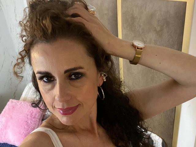 IsabellaWoods - Live porn &amp; sex cam - 24440381